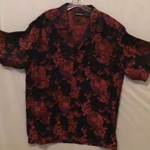 Men’s Dragon shirt. Size XL